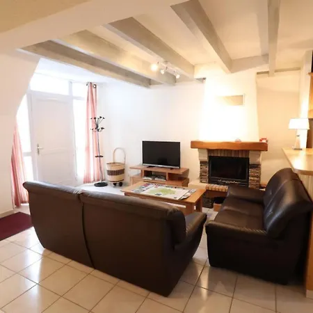 Ferienhaus Gite De Charme Au Vigean: 10 Pers, 5 Chambres, Jardin Prive, Cheminee, Proche Parc Naturel - Fr-1-742-198 *