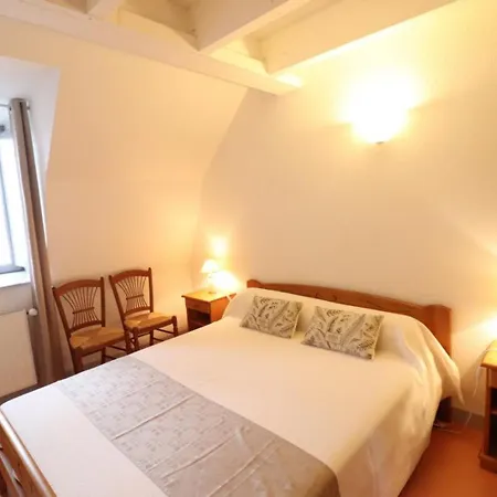 Ferienhaus Gite De Charme Au Vigean: 10 Pers, 5 Chambres, Jardin Prive, Cheminee, Proche Parc Naturel - Fr-1-742-198 *