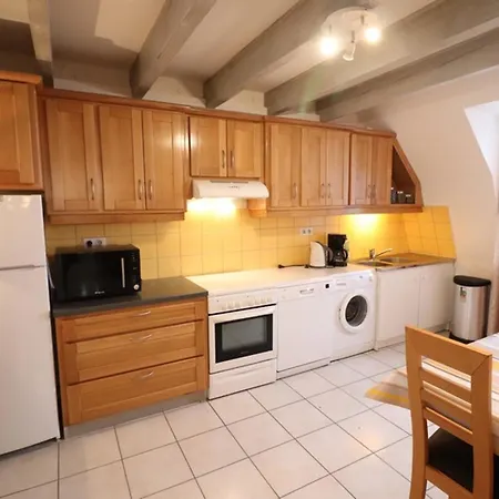 Gite De Charme Au Vigean: 10 Pers, 5 Chambres, Jardin Prive, Cheminee, Proche Parc Naturel - Fr-1-742-198 * Le Vigan (Lot)